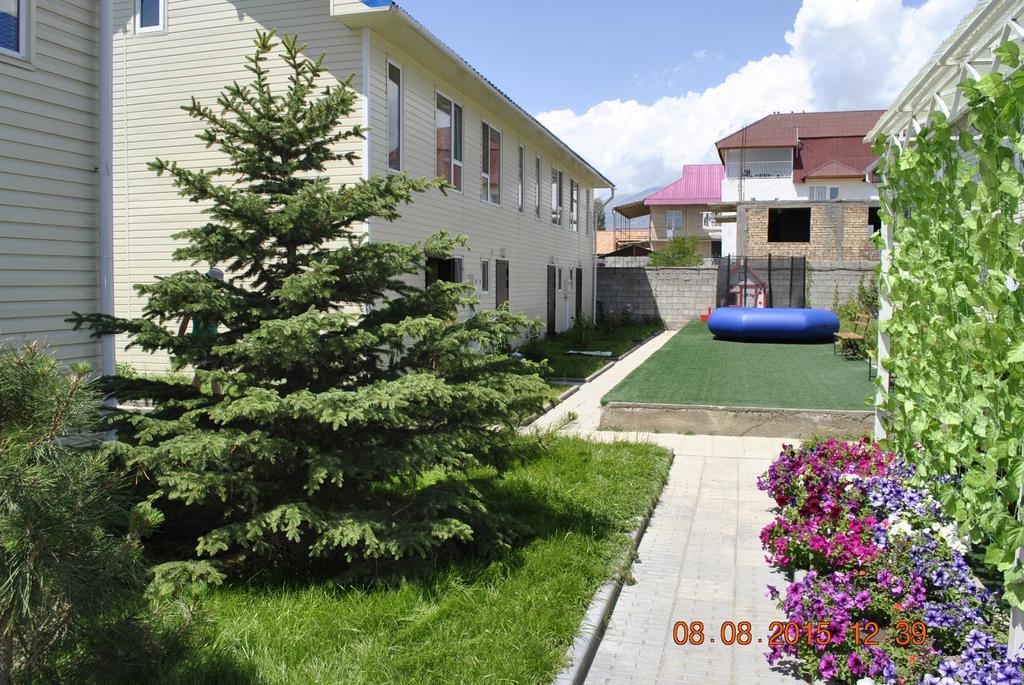 Dome Hotel Чолпон-Ата Екстер'єр фото