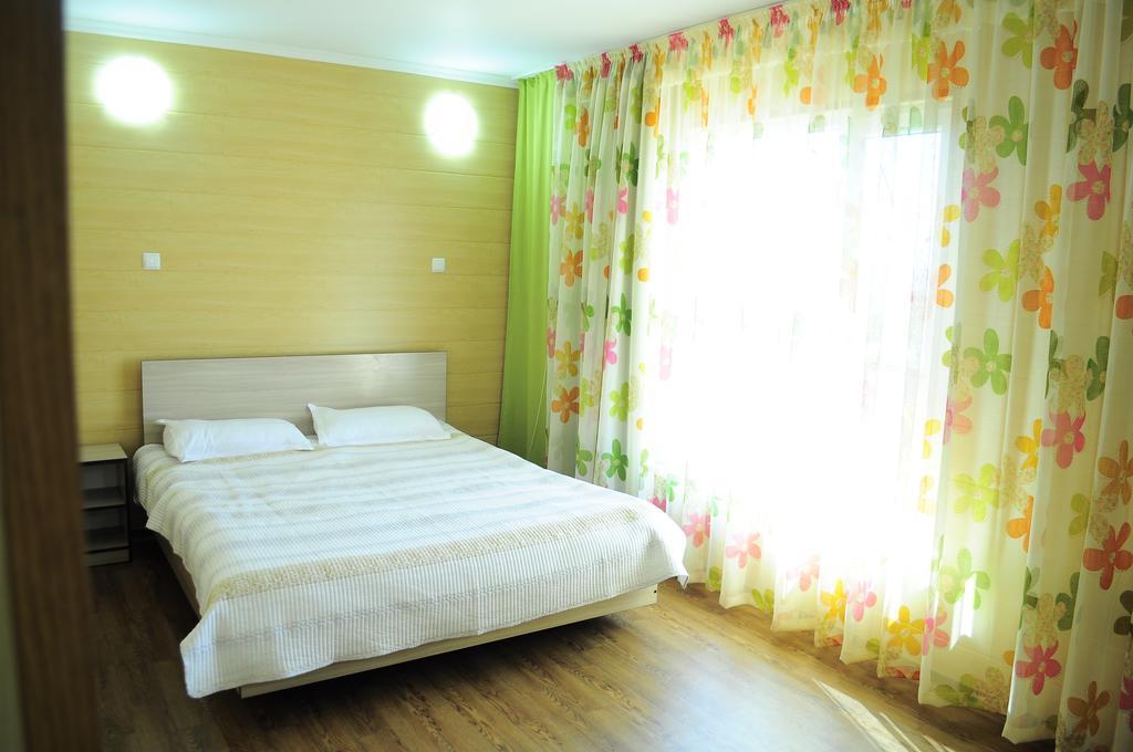 Dome Hotel Чолпон-Ата Екстер'єр фото